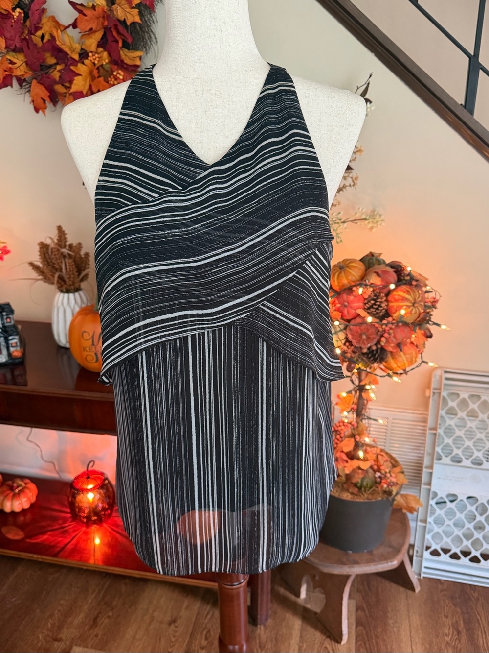 Vince Camuto Black White Striped Layered Sleeveless Blouse Size M
